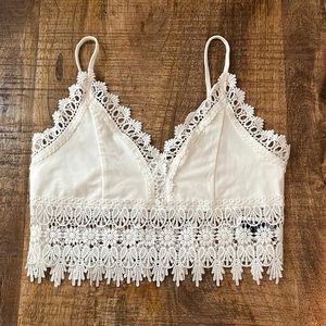 NWOT Shein White Lace Cropped Tank Size XS